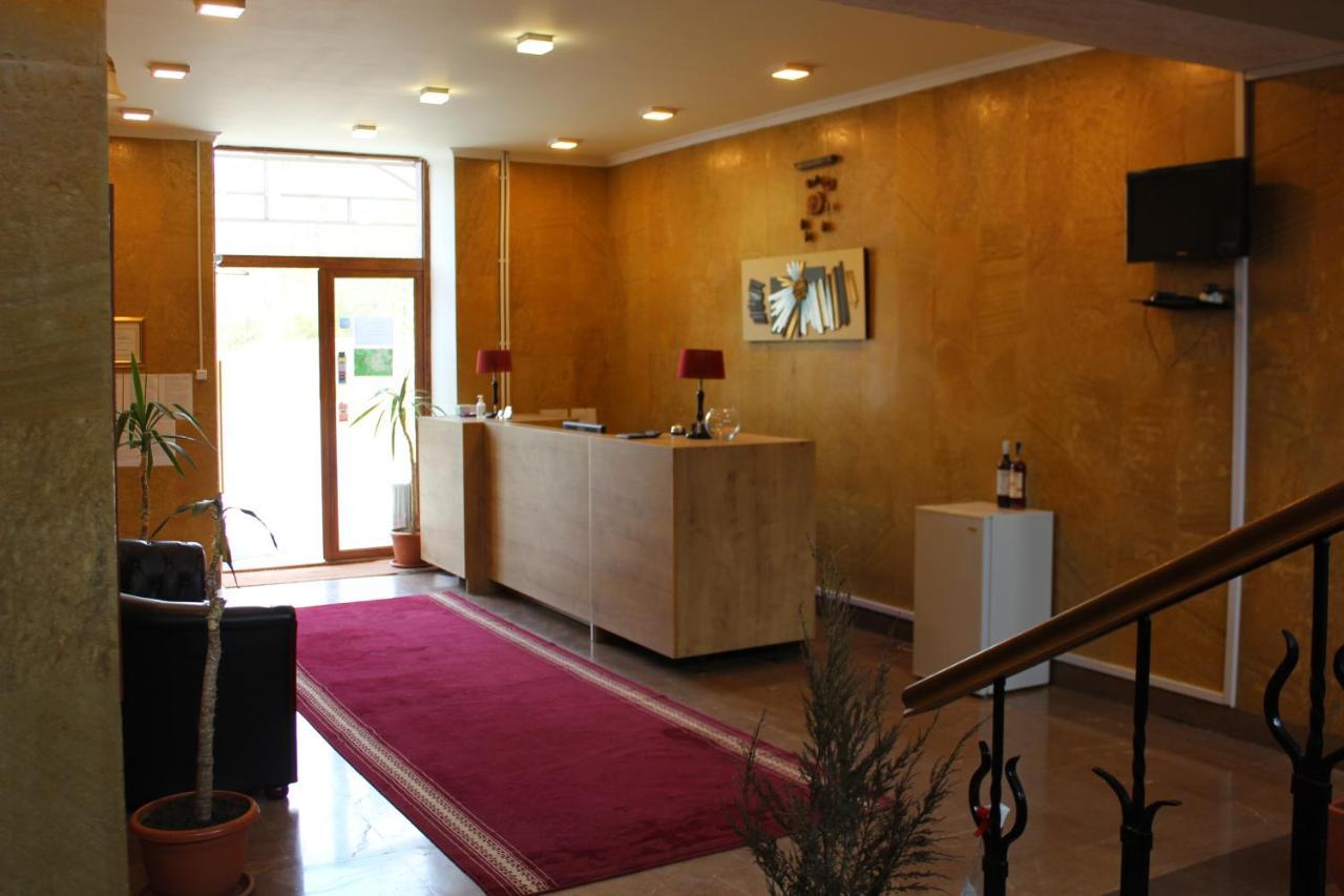 Diligence Hotel & Restaurant Dilijan Ngoại thất bức ảnh