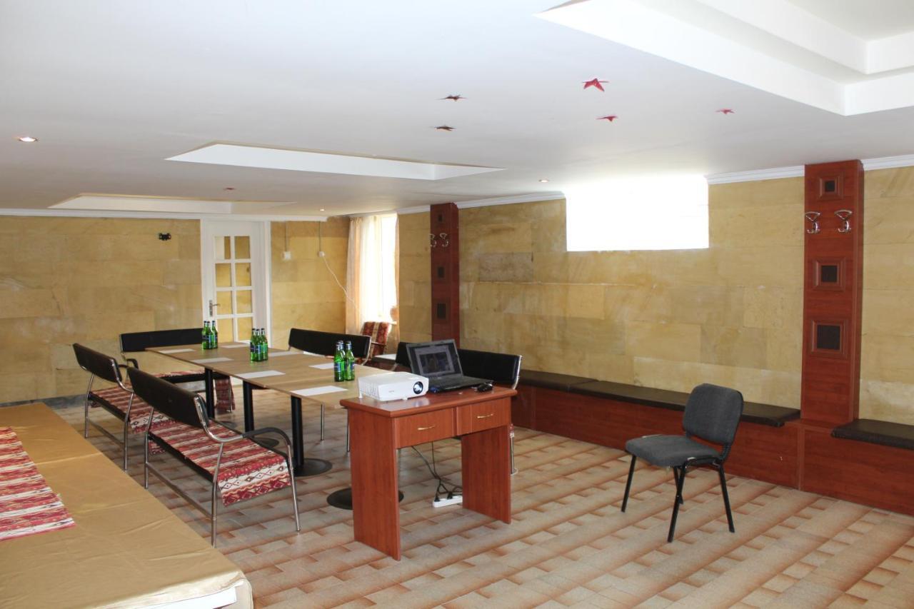 Diligence Hotel & Restaurant Dilijan Ngoại thất bức ảnh
